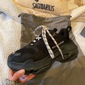 Black Triple S Balenciagas